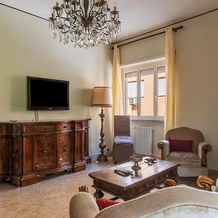 Piazza Zama Huge Apartment